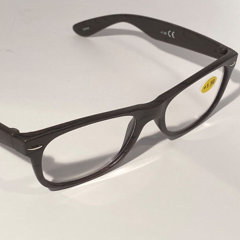 Reading Glasses Rectangular Black Frames 1.50 NWT… - image 6